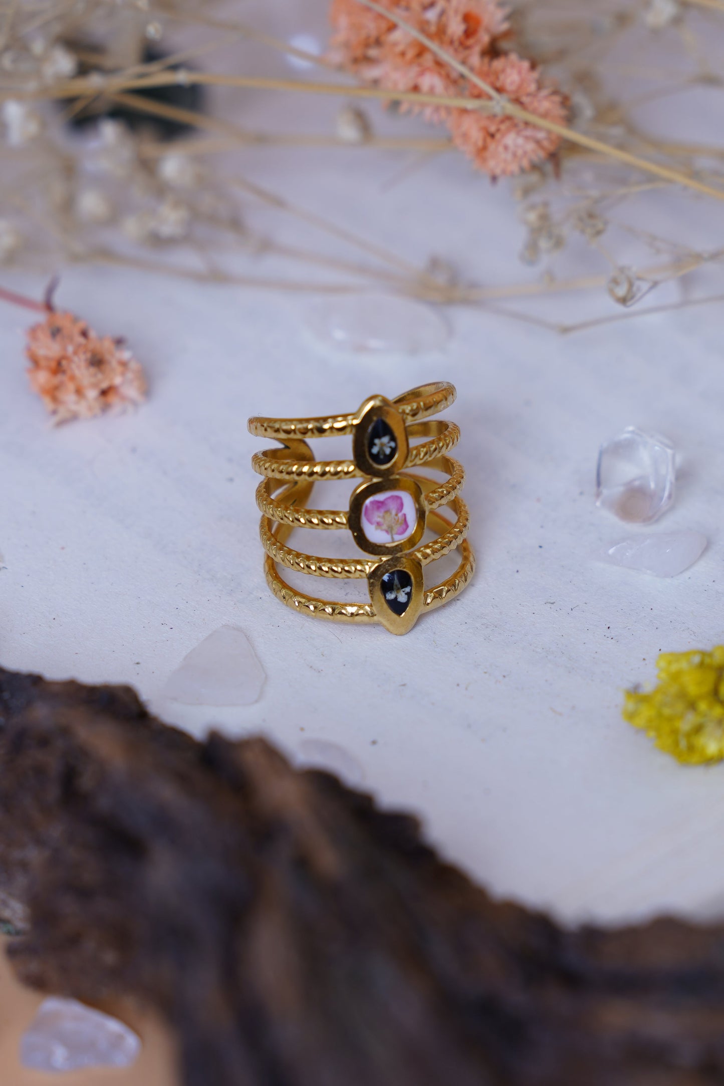 Twist Cross Ring 18k gold