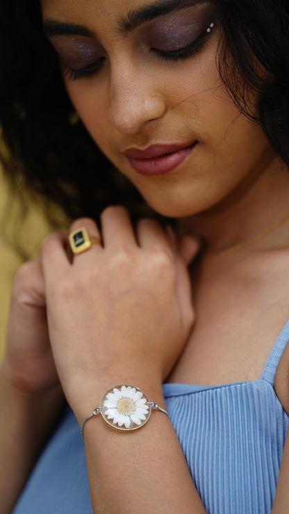 Daisy Bracelet