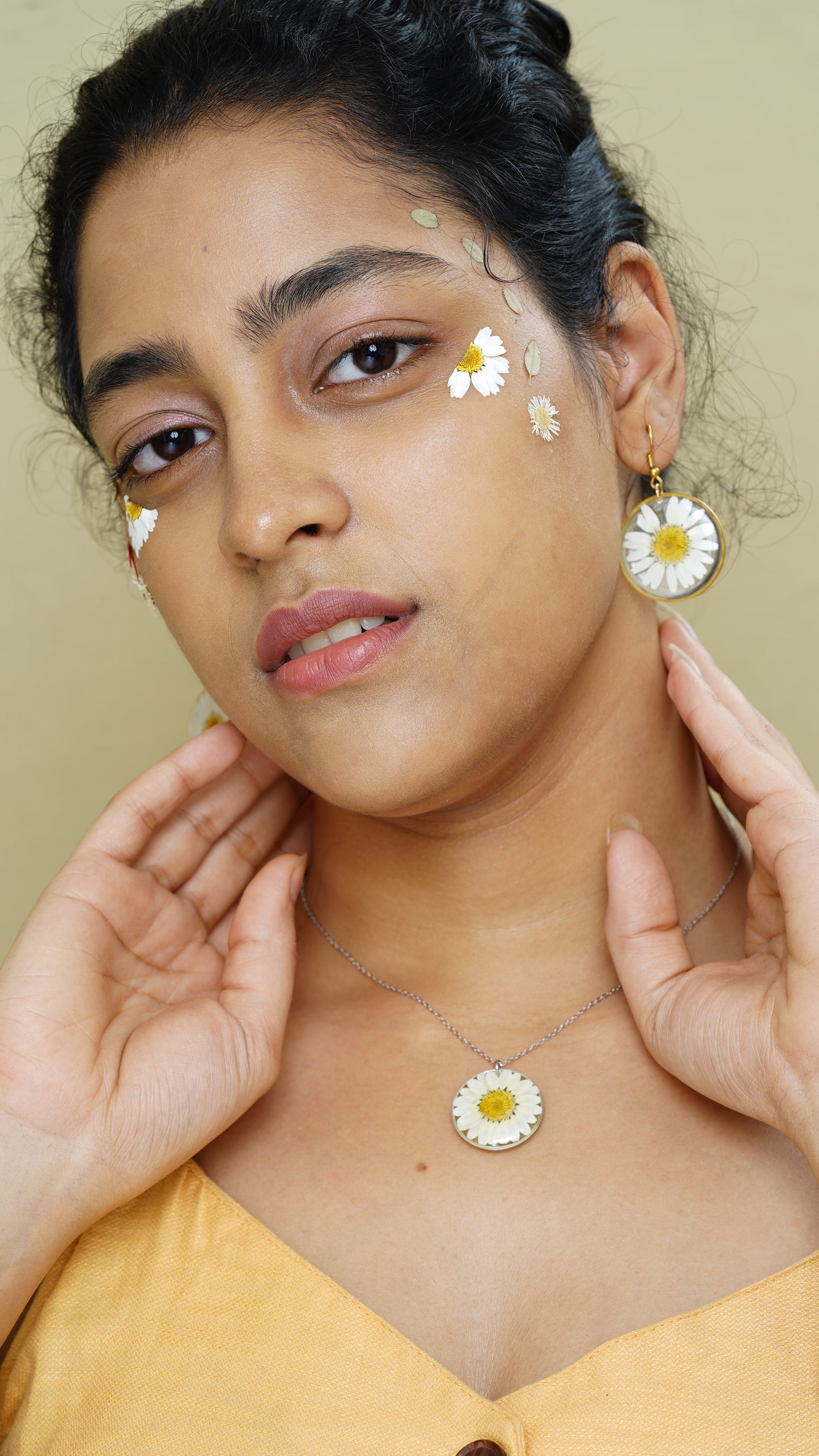 Daisy Earrings