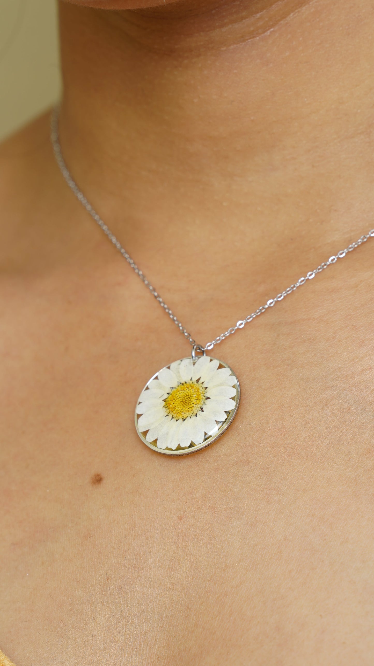 Daisy Necklace